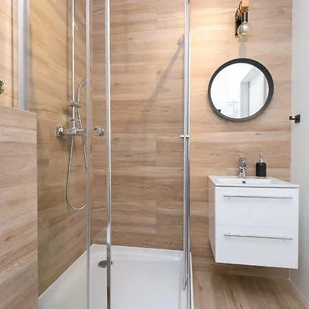 Black Zajezdnia Wrzeszcz 公寓